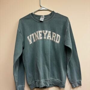 Green Martha’s Vineyard Crewneck – Size Small